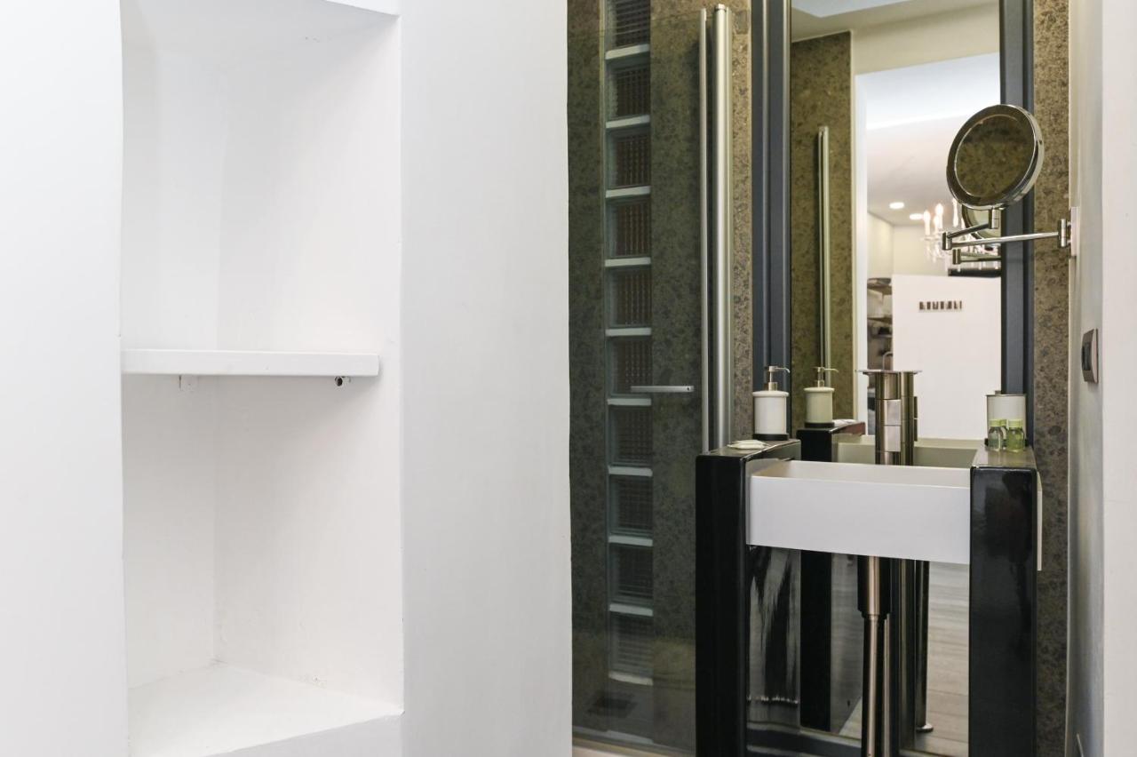 The Essential Trastevere Design Studio Roma Esterno foto