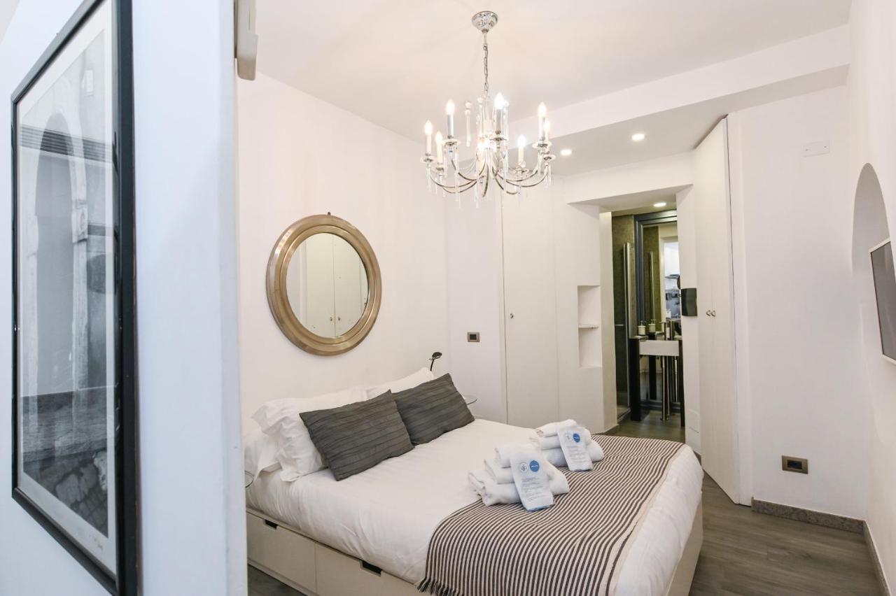 The Essential Trastevere Design Studio Roma Esterno foto
